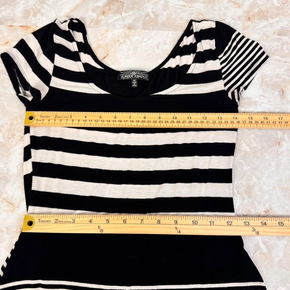Almost Famous Striped Midi Dress Women M Black White Short Sleeve Bodycon Rayon